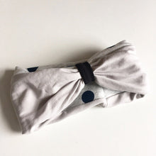 Indlæs billede til gallerivisning Pandebånd i tykt Isoli med store prikker - TrikkerDesign