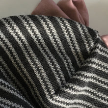 Indlæs billede til gallerivisning Børnehue med sølvglitter. Str.4-10 år - TrikkerDesign