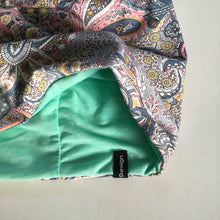 Indlæs billede til gallerivisning Børne hue i bohéme med sløjfe. Str.4-8 år - TrikkerDesign