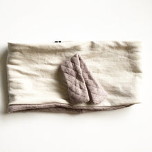 Indlæs billede til gallerivisning Pige Pandebånd I beige Isoli og jersey. Str.6-10 år. - TrikkerDesign