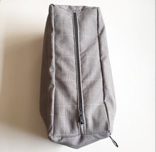 Indlæs billede til gallerivisning Toilettaske med tern - TrikkerDesign