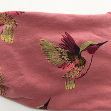 Indlæs billede til gallerivisning Pige Pandebånd med fugle og glimmer. Str. 8-14 år. - TrikkerDesign