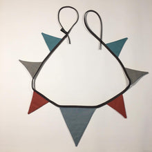 Indlæs billede til gallerivisning Flagranke med rust, blå og grå flag - TrikkerDesign