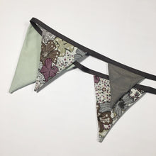 Indlæs billede til gallerivisning Flagranke i støvet lilla, bohéme og mint stof - TrikkerDesign