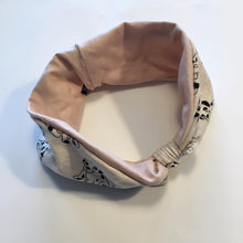 Indlæs billede til gallerivisning Pige pandebånd med hunde str. 6-10 år