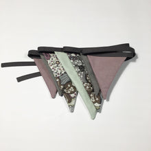 Indlæs billede til gallerivisning Flagranke i støvet lilla, bohéme og mint stof - TrikkerDesign