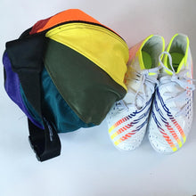 Indlæs billede til gallerivisning Fodboldtaske i flere farver ⚽️ (limited edition).