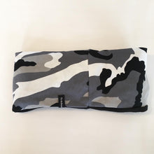 Indlæs billede til gallerivisning Pige pandebånd i army look og med sort sløjfe str. 8-14 år. - TrikkerDesign