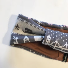 Indlæs billede til gallerivisning Pige pandebånd i digitalprint og med moccafarvet jersey på bagsiden str.4-6 år.