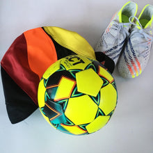 Indlæs billede til gallerivisning Fodboldtaske i flere farver ⚽️ (limited edition).