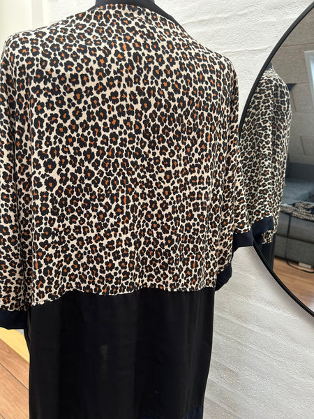 Kimono i dyreprint og blå viscose str.m/l