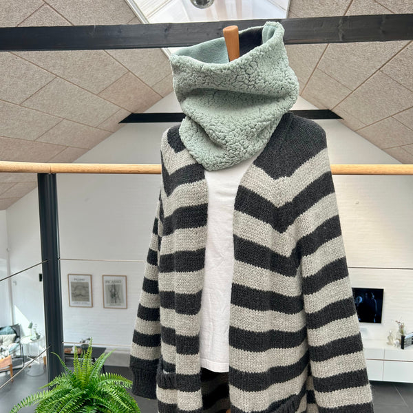 Halsedisse i blødt jadegrønt teddybear med forskelligt fleece