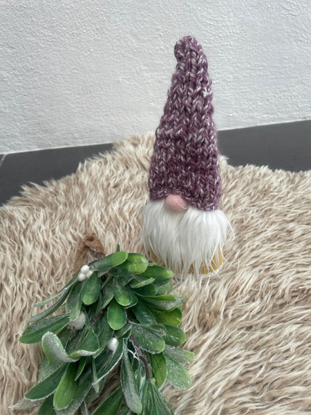 ❤️Håndlavet “Gnom” i karrygul og lyserød med hjemmestrikket hue.