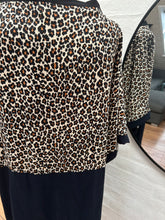 Indlæs billede til gallerivisning Kimono med dyreprint, blå og sort. Str.m/l

