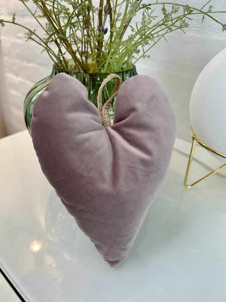 Julehjerte i rosa velour.