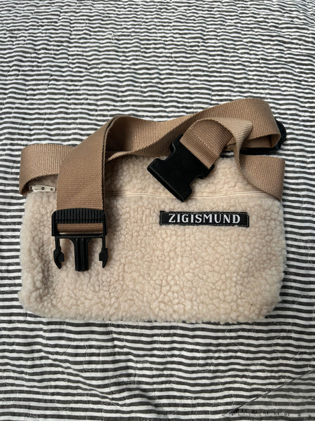 Bæltetaske/crossbody i teddybear.