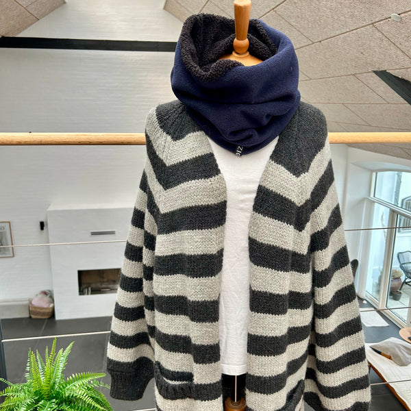 Halsedisse t sort teddybear med blåt fleece