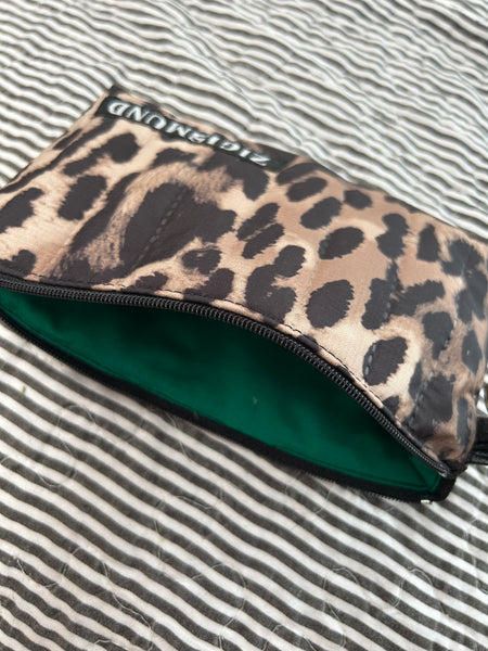 Keyhanger pung i quiltet dyreprint.