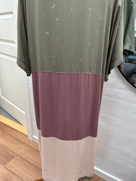 Strand kimono i 3 farver med guld prikker str. xs/m