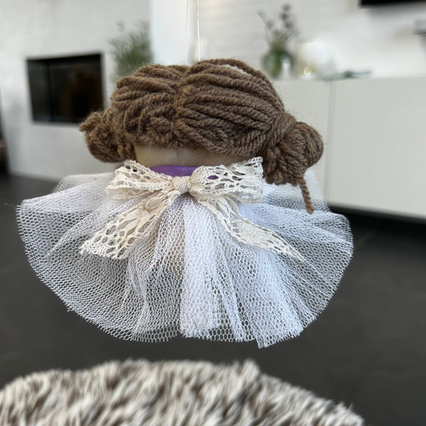 Den lille fede skytsengel Daniella.