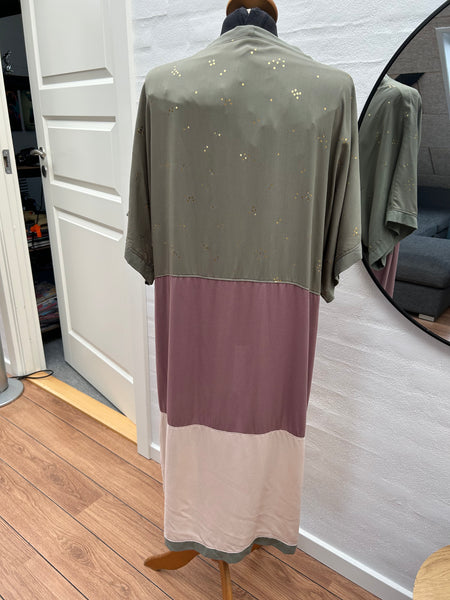 Strand kimono i 3 farver med guld prikker str. xs/m