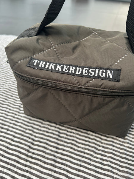 Toilettaske/makeuptaske i army quilt.