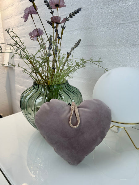 Bred julesløjfe i rosa velour.