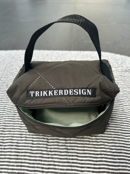 Toilettaske/makeuptaske i army quilt.