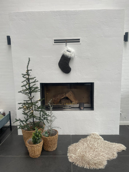 Stor julesok i army quilt med fake fur.