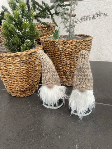 ❤️Håndlavede “Gnomer”i mørkegrå møbelvelour og hjemmestrikkede huer.