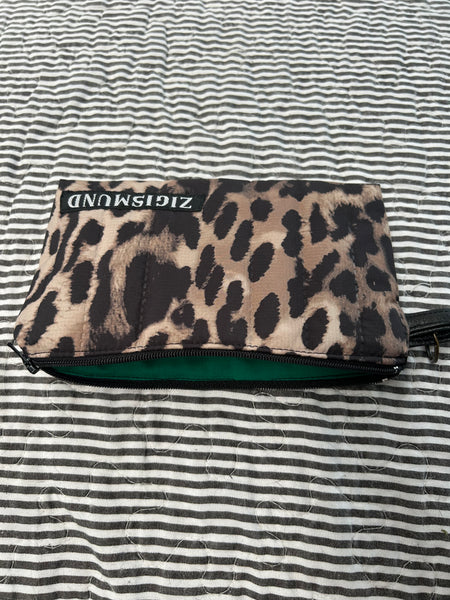 Keyhanger pung i quiltet dyreprint.