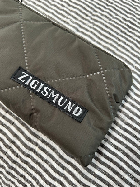 Keyhanger taske i armygrøn quilt.