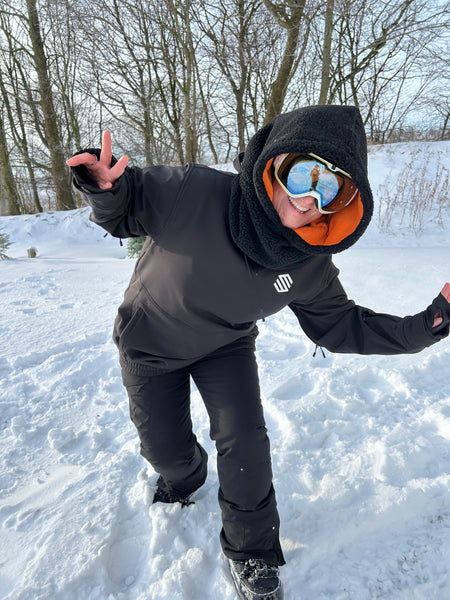 Balaclava i sort Teddy med orange fleece.