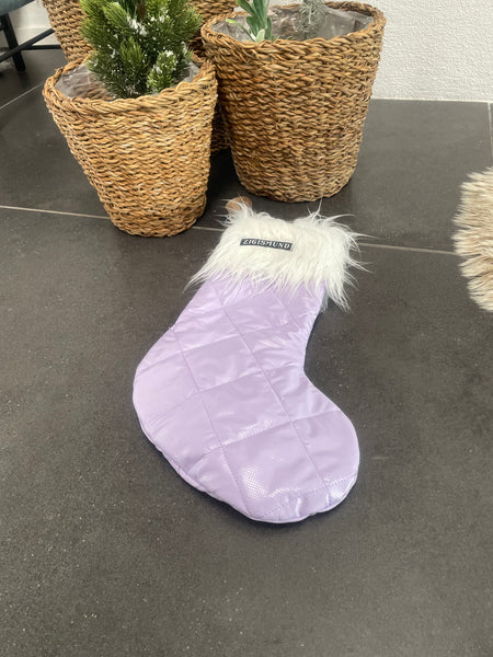 Stor julesok i lilla med shine og fake fur.