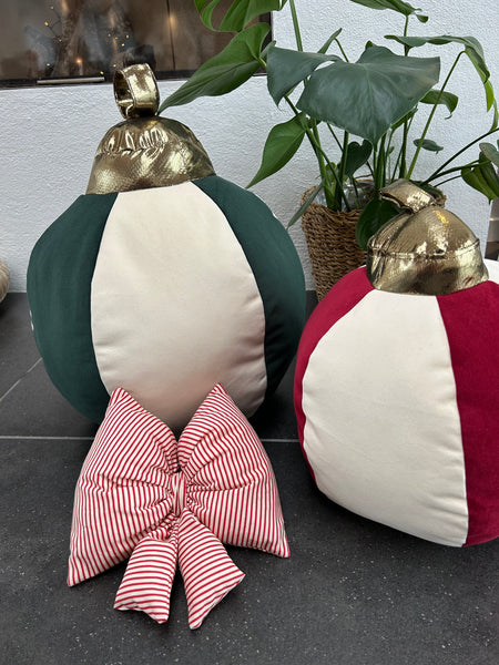 Lille stjerne i bolchefarvet bomuld.