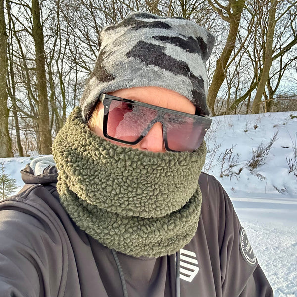 Halsedisse i army grønt Teddy.