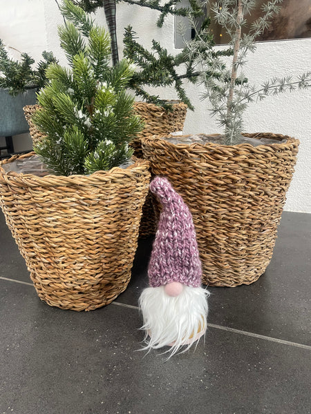 ❤️Håndlavet “Gnom” i karrygul og lyserød med hjemmestrikket hue.