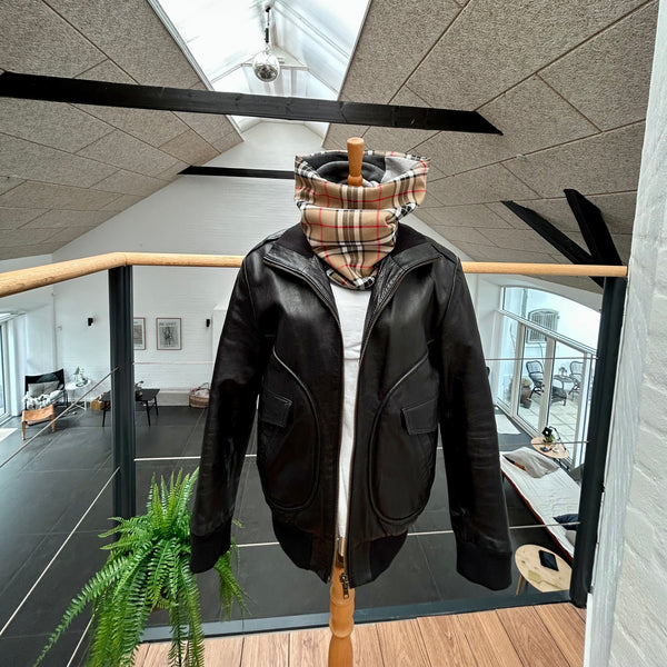 Halsedisse i tern med to slags fleece