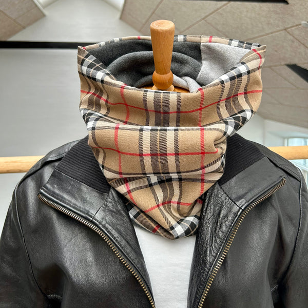 Halsedisse i tern med to slags fleece