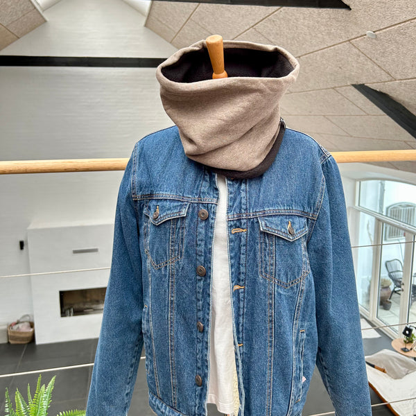 Halsedisse i Isoli med blødt sort fleece