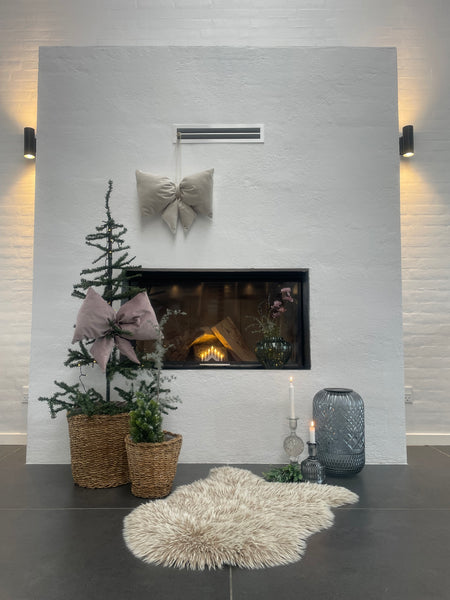 Kæmpe julesløjfe i Rosa velour med fyld.