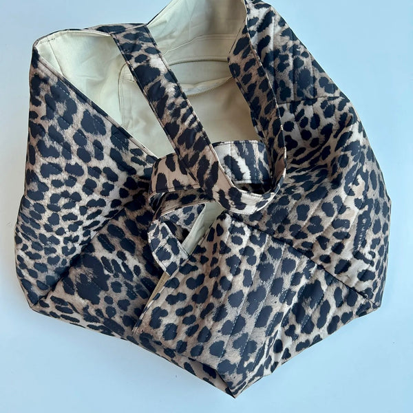 Shopper i quiltet dyreprint