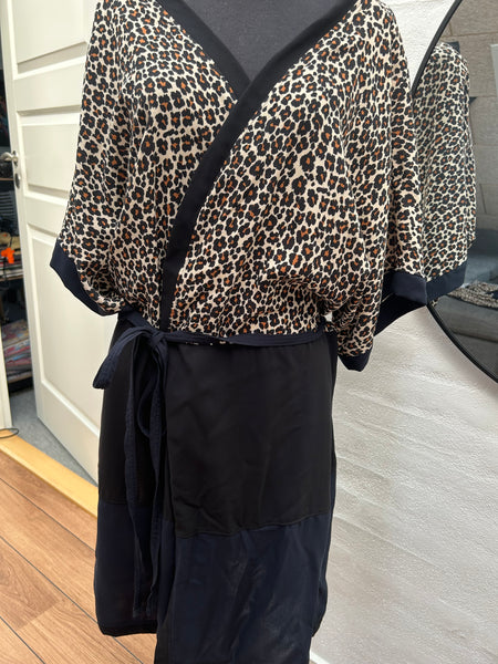 Kimono i dyreprint og blå viscose str.m/l