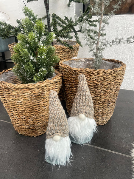 ❤️Håndlavede “Gnomer” med hjemmestrikkede huer i beige (2 stk).