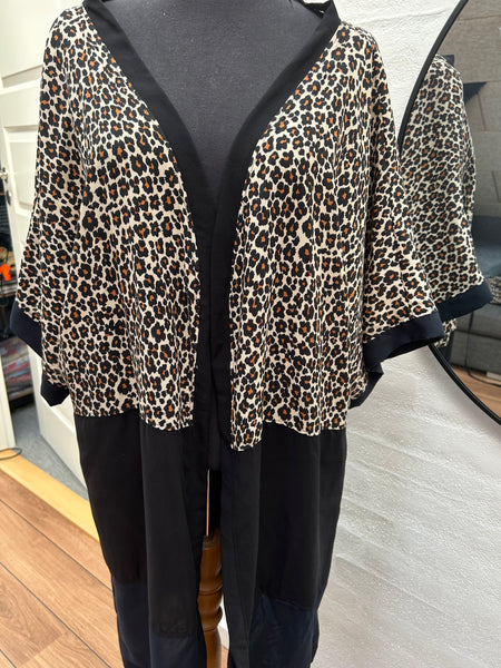 Kimono i dyreprint og blå viscose str.m/l