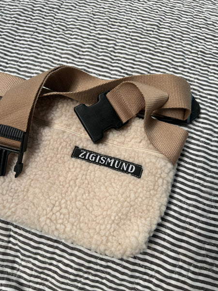 Bæltetaske/crossbody i teddybear.