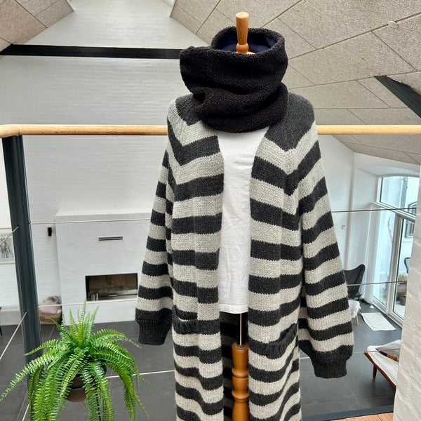 Halsedisse t sort teddybear med blåt fleece