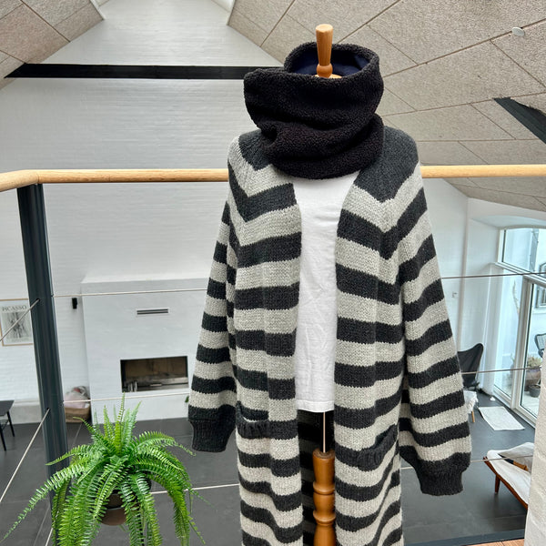 Halsedisse t sort teddybear med blåt fleece