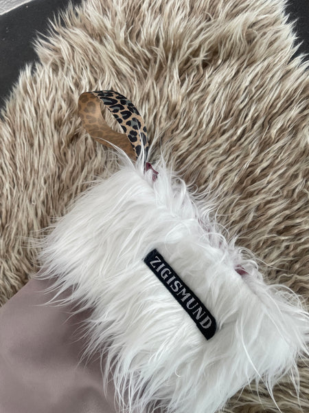 Stor julesok i sart Rosa velour med fake fur.