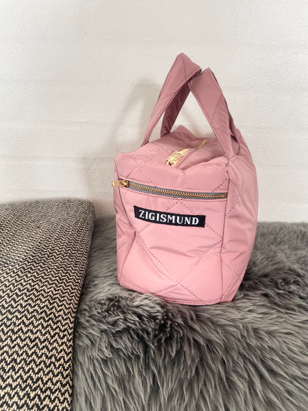 Makeup taske i skøn Rosa quilt og hanke.